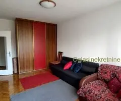 Izdajem dvosoban stan, Novi Beograd, Otona Zupančića 50 m2
