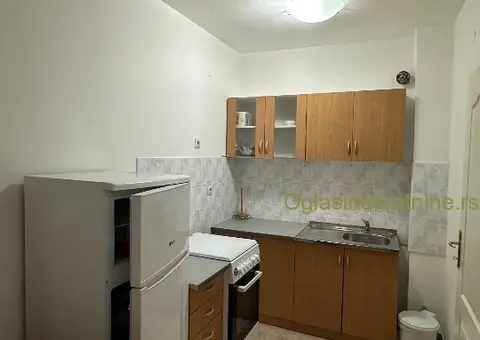 Dvosoban stan centar Novog Sada, namešten, parking - 3/9