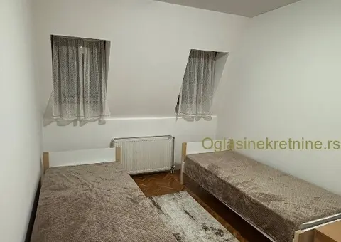 Dvosoban stan centar Novog Sada, namešten, parking - 7/9