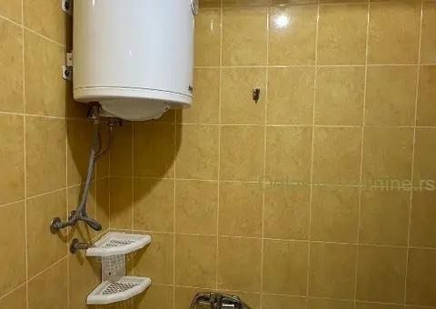 Dvosoban stan centar Novog Sada, namešten, parking - 9/9