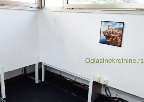 Banovo brdo, TC City hall, lokal 23 m2 - 8/12