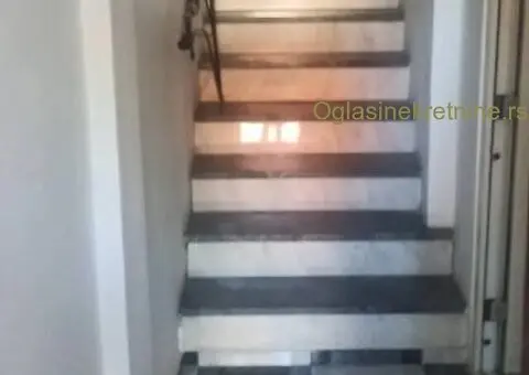 🏠 Prodaje se kuća od 241m² (bruto) i hala 80m² (bruto) - 8/15