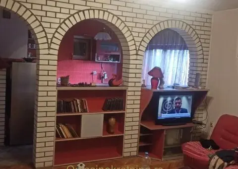 🏠 Prodaje se kuća od 241m² (bruto) i hala 80m² (bruto) - 9/15