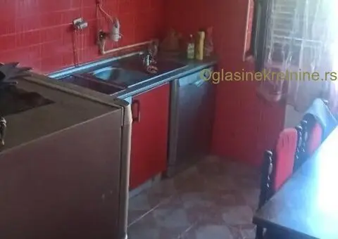 🏠 Prodaje se kuća od 241m² (bruto) i hala 80m² (bruto) - 11/15