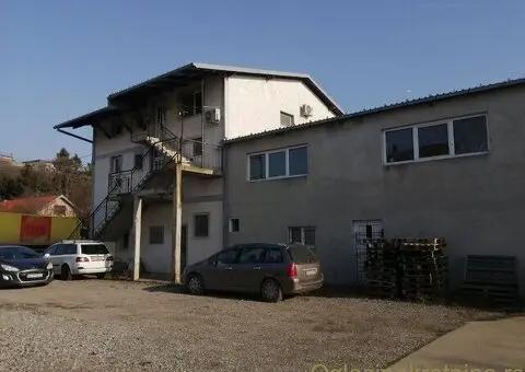 Prodajem / izdajem poslovni objekat sa halom ul. Vinogradska - 9/12