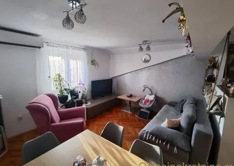 Prodajem stan u Pančevu, naselje Nova Misa - 5/15