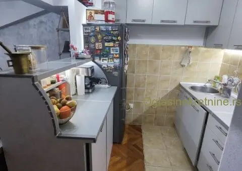 Prodajem stan u Pančevu, naselje Nova Misa - 11/15