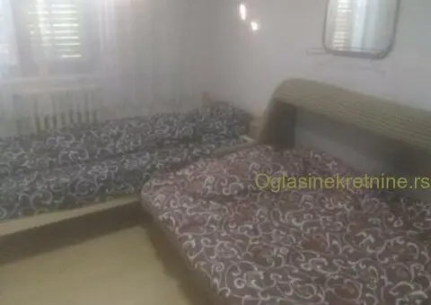 Smestaj za terenske radnike u dvokrevetnim i trokrevetnim sobama sa kupatilom - 4/8