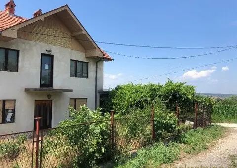 Kuća na Lubničkom brdu u Zaječaru - 5/13