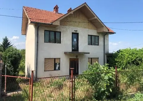 Kuća na Lubničkom brdu u Zaječaru - 7/13