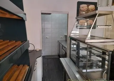 Izdajem opremljen lokal, pekara, proizvodnja kolača, kuhinja - 1/12