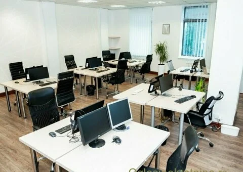 Dve kancelarije 66m2 i 47m2 - 1/8