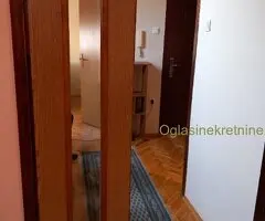 Izdajem stan u Borči (Drinske Divizije)