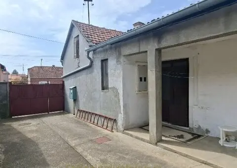 Kuća sa potencijalom - 2/7