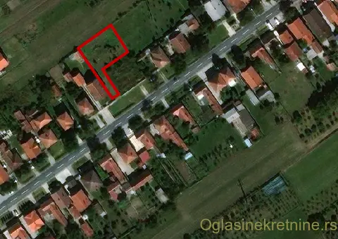 Građevinsko zemljište u Inđiji-685 m2 - 1/4