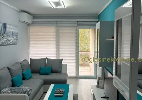 Moderan stan u Inđiji - 2/15