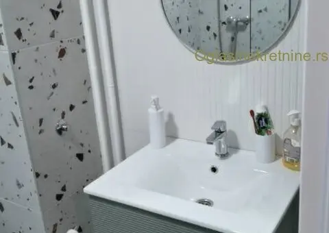 Dvosoban stan,Stari grad-Politika - 5/7