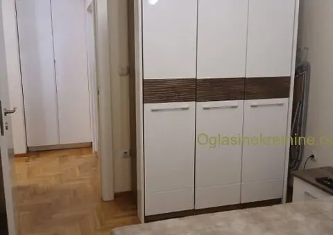 Trosoban stan na Voždovcu - 4/15