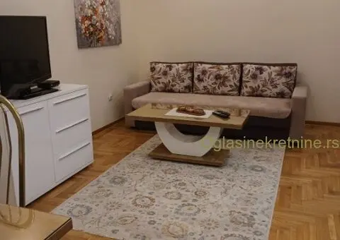 Trosoban stan na Voždovcu - 7/15