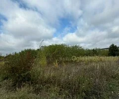 Na prodaju zemljište pogodno za gradnju – 0.10.14 ha – Sunčani Breg, Rakovica (KO Resnik)